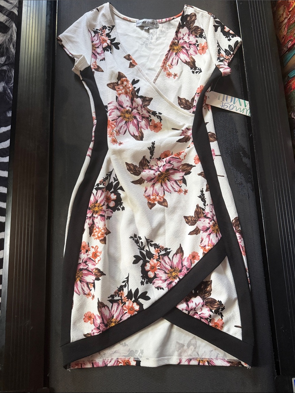 Pin up girl vibes Floral Dress with Black Trim - Women